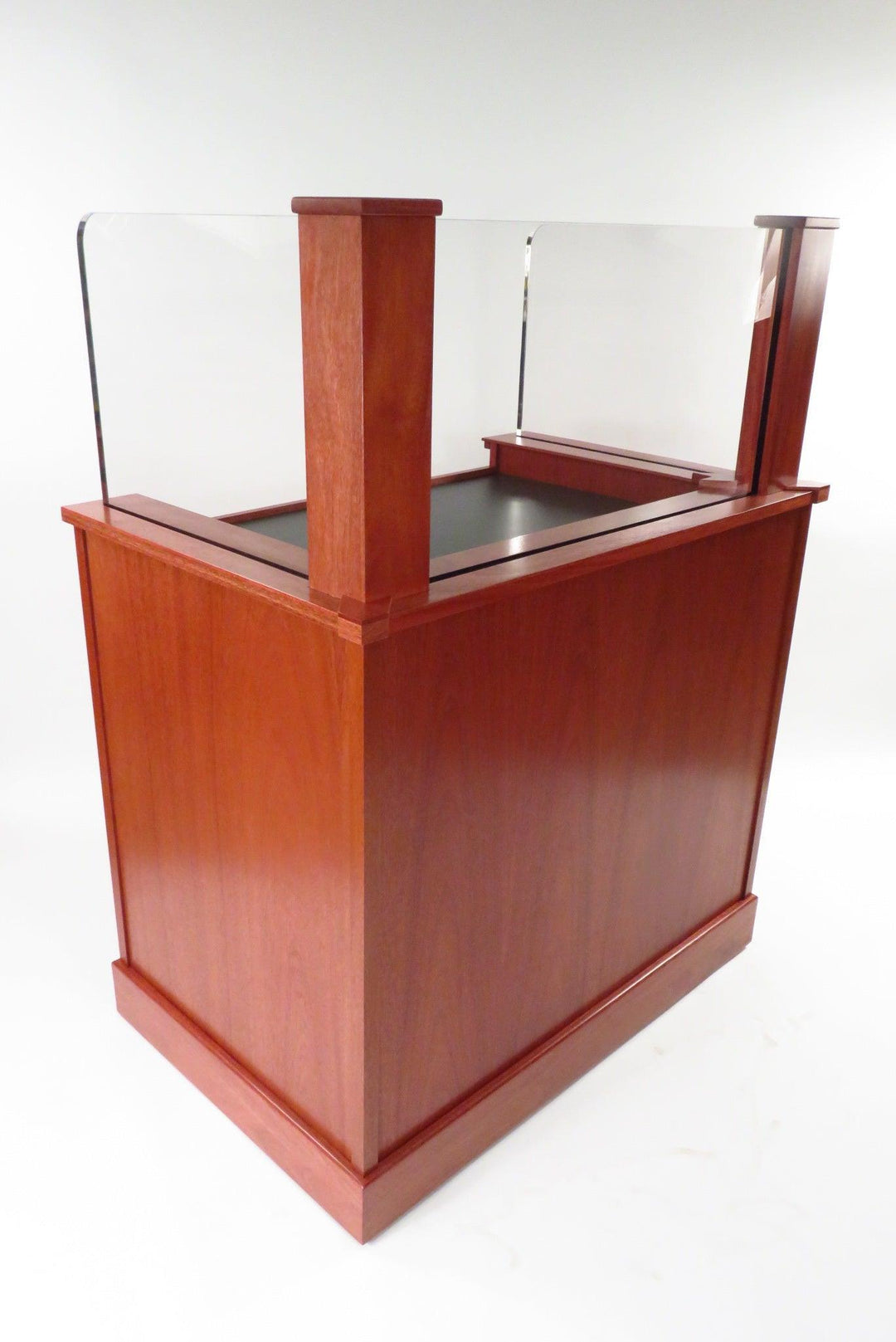 NIJ3 Bullet Resistant Workstation